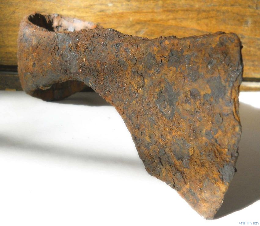 Old Rusty Viking Axe before Electrolysis Process - click on photo for ...